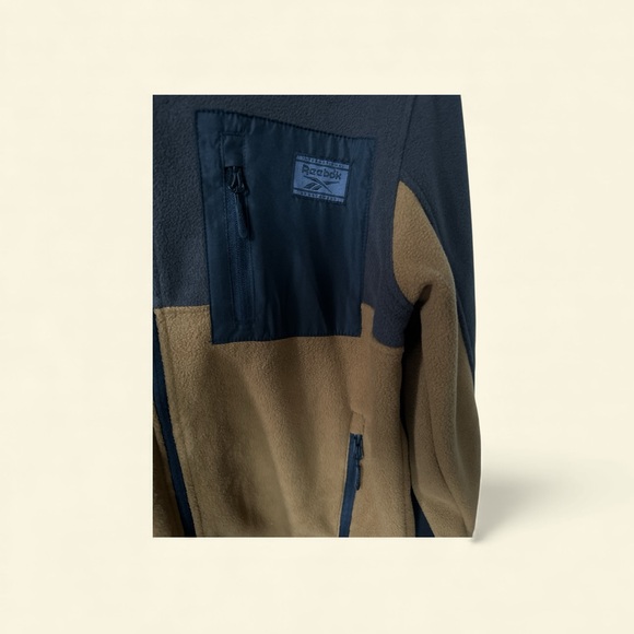 REEBOK *NWT* L Outerwear Fleece Hooded Jacket - Picture 3 of 5